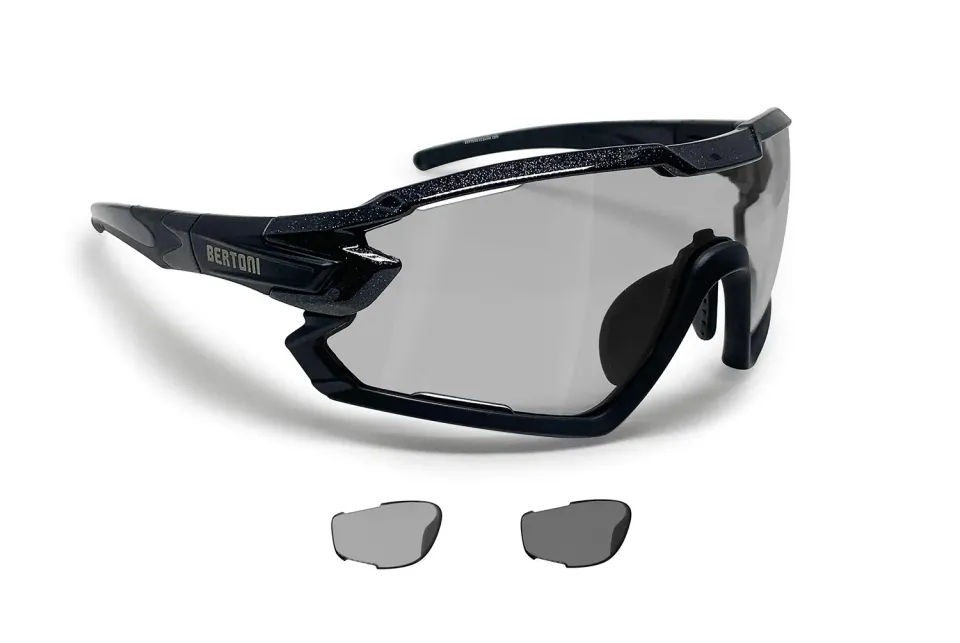 Bertoni Quasar occhiali ciclismo fotocromatici polarizzati