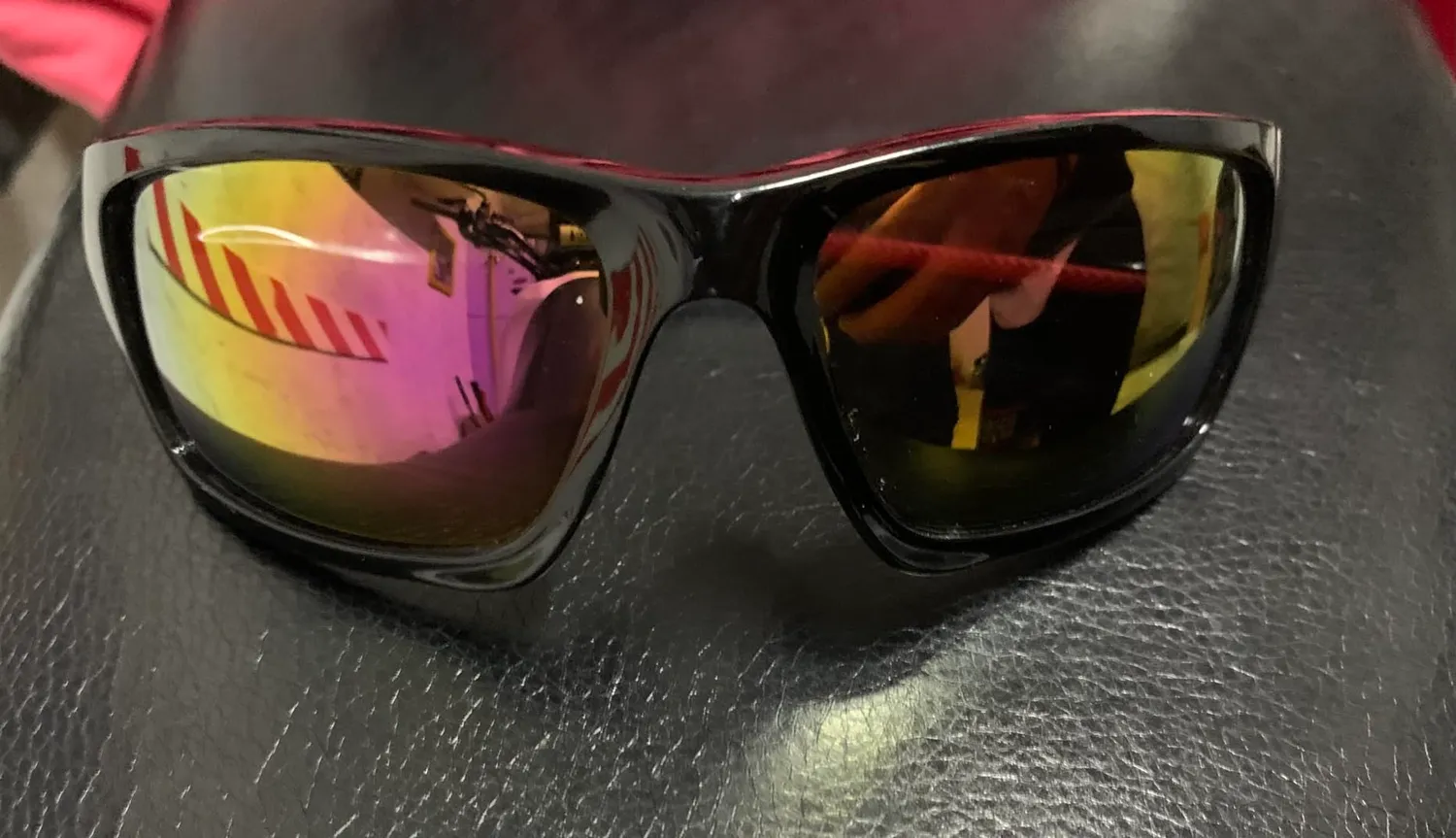 Bertoni Omega occhiali sportivi nero oro specchio