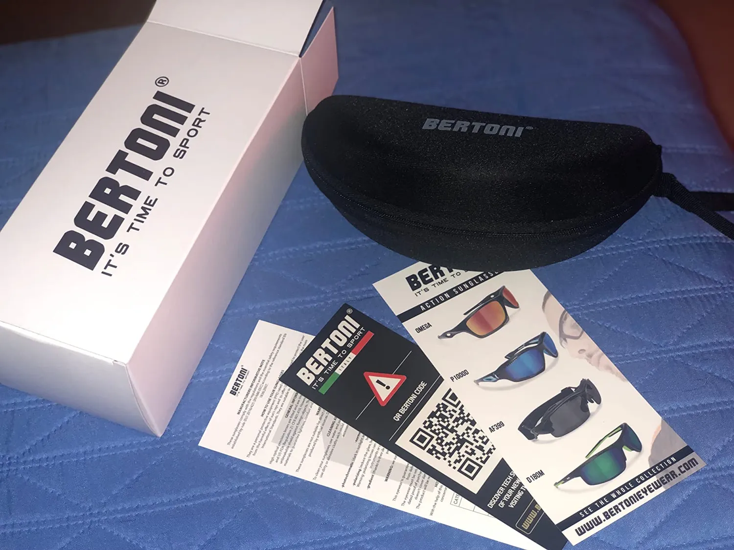 Bertoni Quasar occhiali ciclismo fotocromatici polarizzati