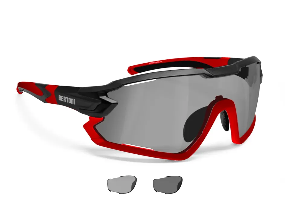Bertoni Quasar occhiali ciclismo fotocromatici antiappannanti