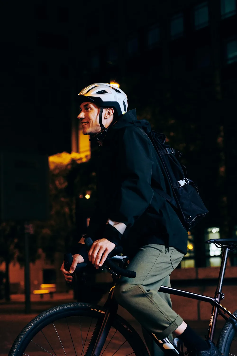 Bollé Halo React MIPS casco bici argento LED taglia S