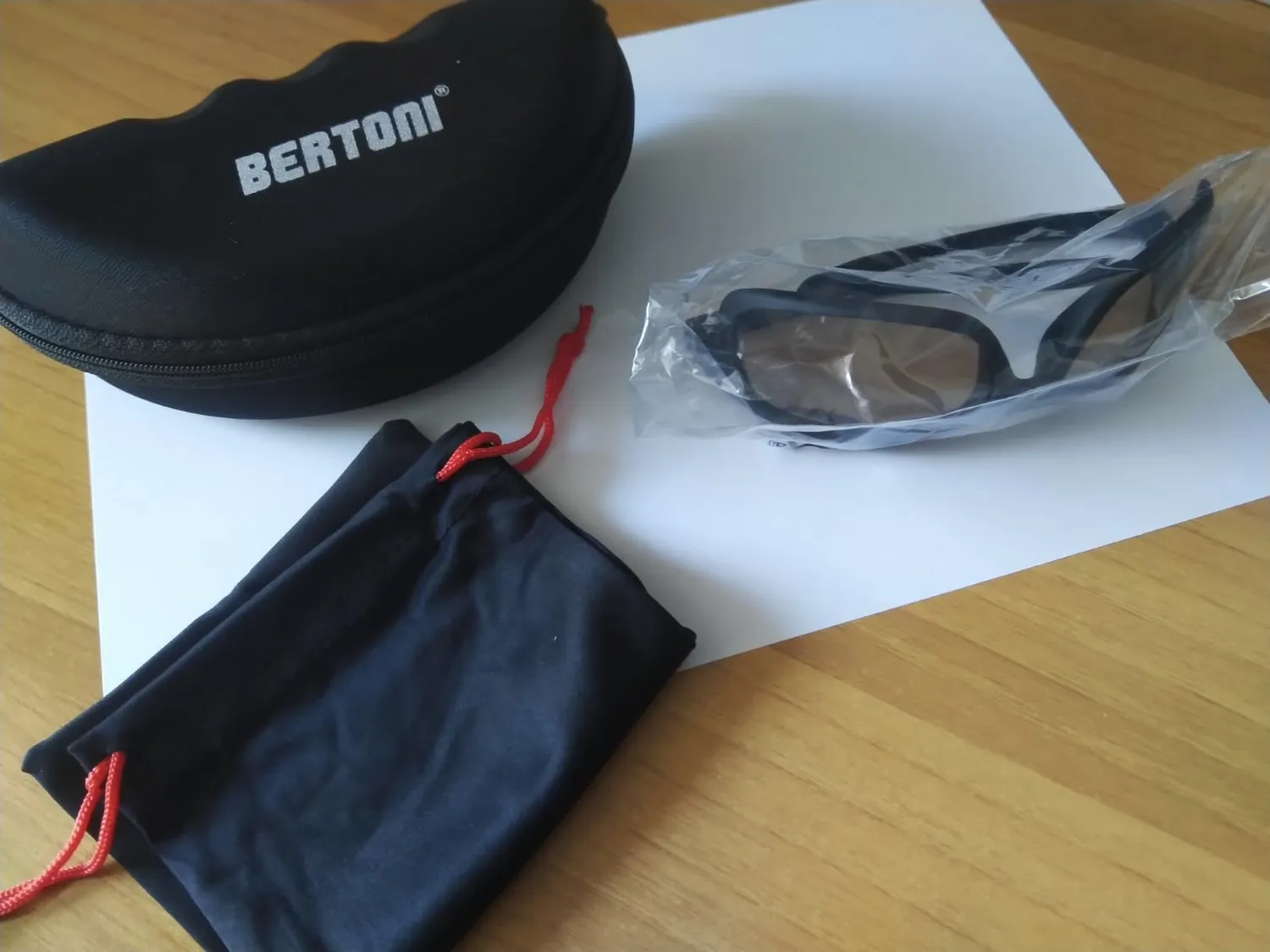 Bertoni P545FT occhiali running polarizzati fotocromatici