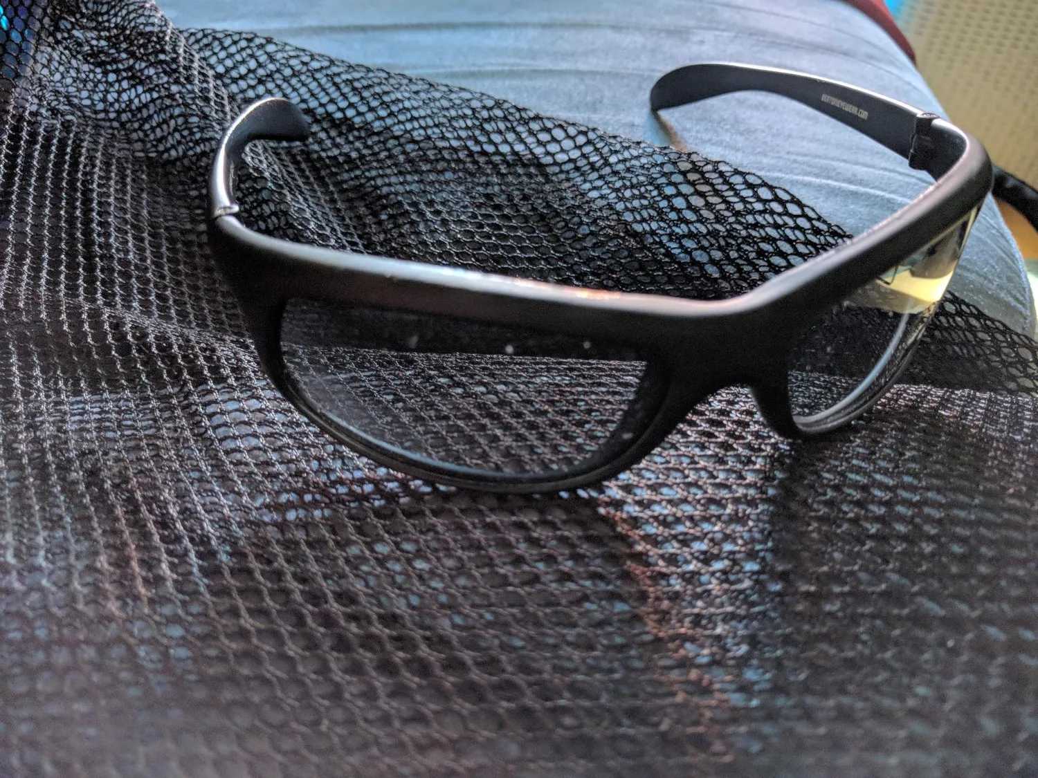 Bertoni P545 occhiali pesca polarizzati galleggianti