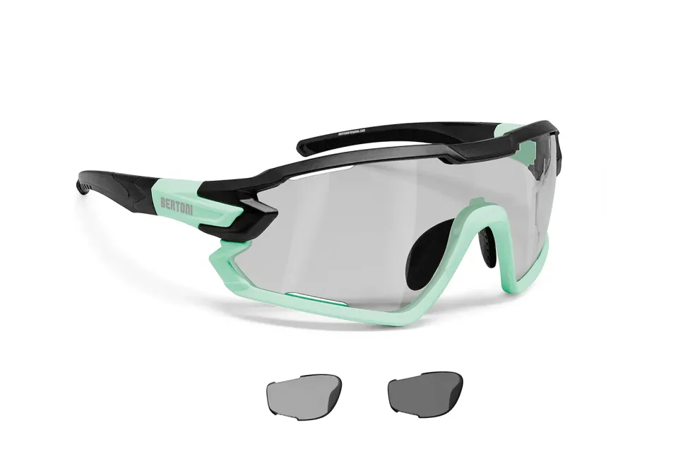 Bertoni Quasar occhiali ciclismo fotocromatici polarizzati